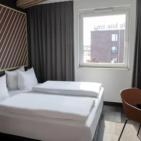 Kiel-city Hotel 3*