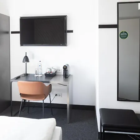 Kiel-city Hotel 3*