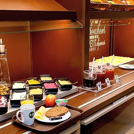 Kiel-city Отель Киль